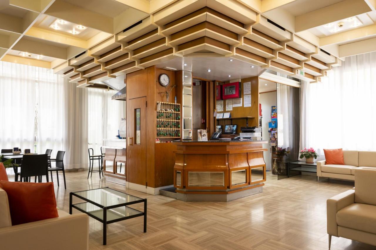 Hotel Milena Rimini Extérieur photo