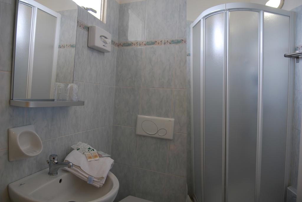 Hotel Milena Rimini Extérieur photo